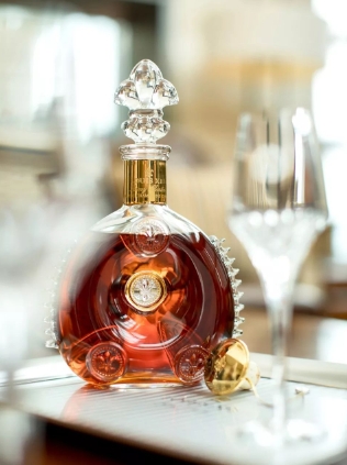 2026年五粮液回收800元背后，是赚还是亏？