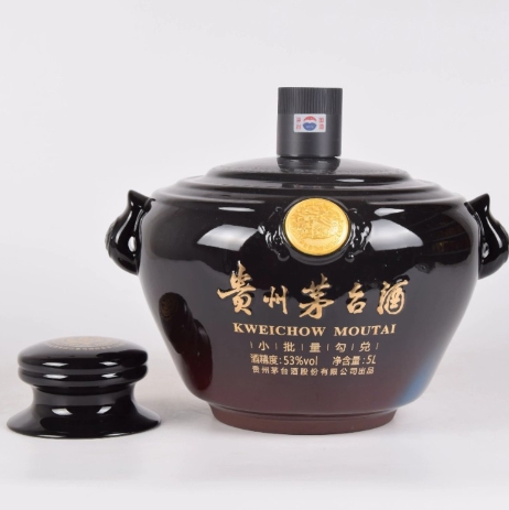 80%的朋友喜欢整箱收藏茅台酒，为什么？